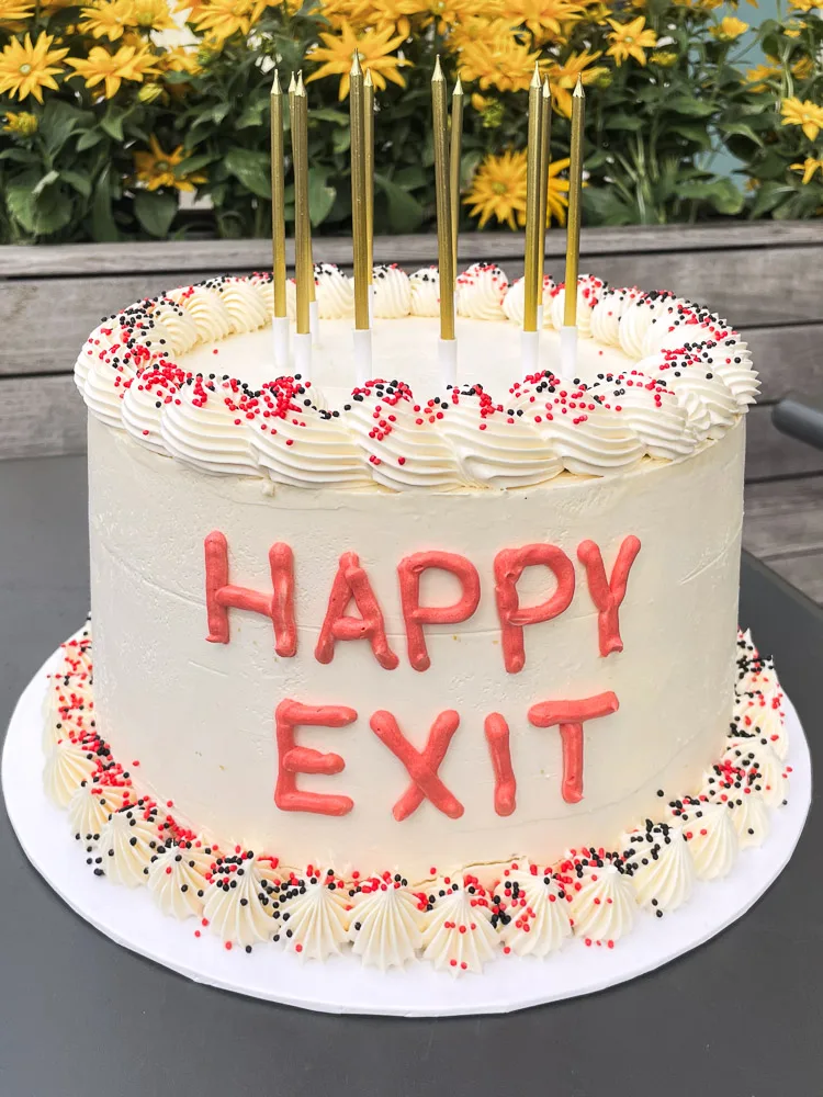 Happy Exit Torte mit Weißer Buttercreme